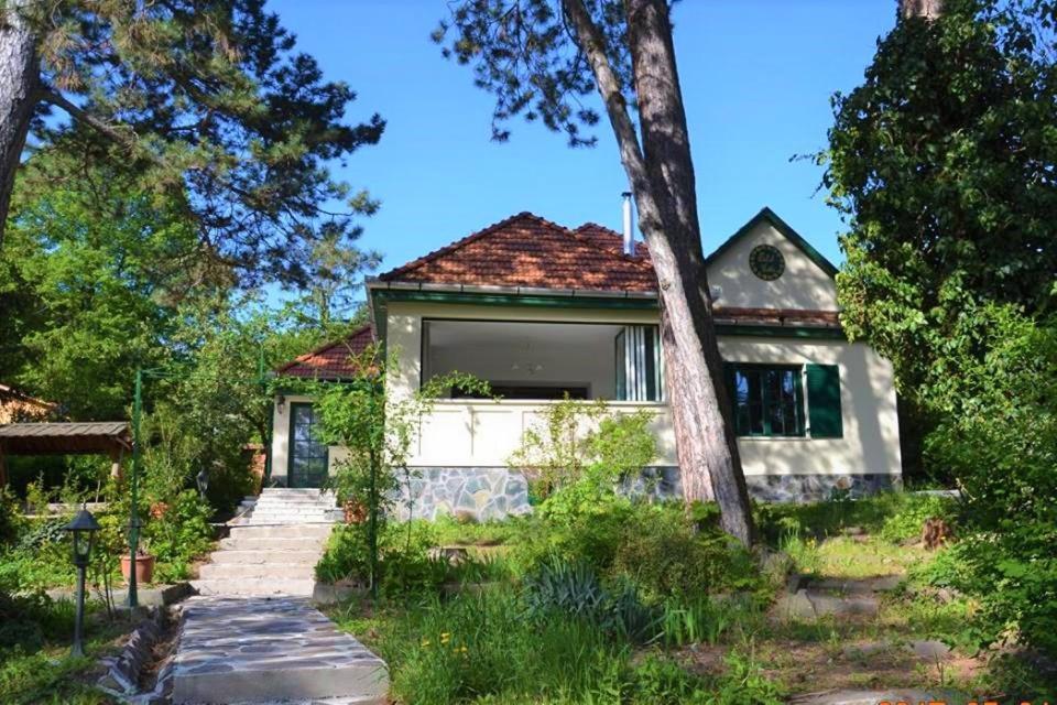 Edit Villa Matrafured Eksteriør bilde